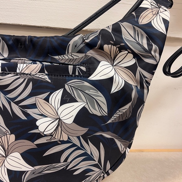 Lug Bag - Floral Black and White Hippy Crossbody Bag - Picture 5 of 10